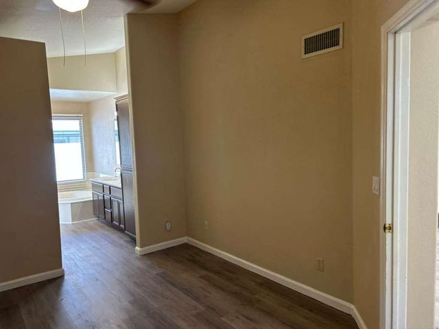 15822 N 5th Avenue, Phoenix, AZ 85023