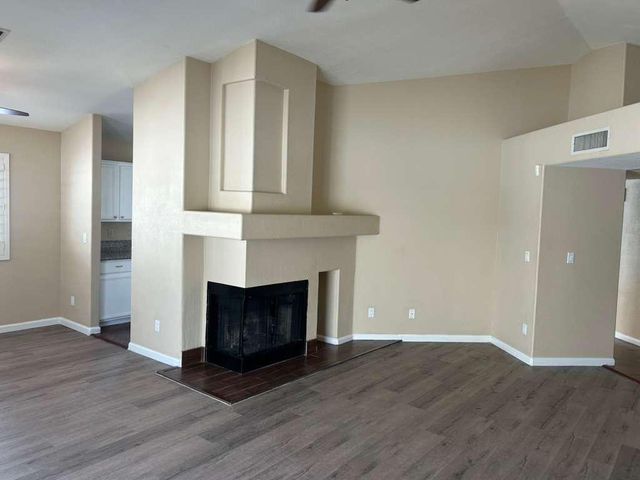 15822 N 5th Avenue, Phoenix, AZ 85023