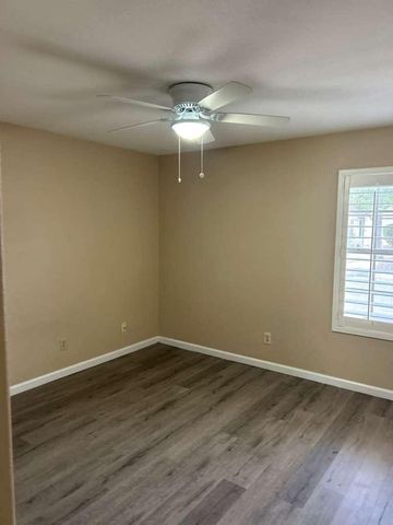 15822 N 5th Avenue, Phoenix, AZ 85023