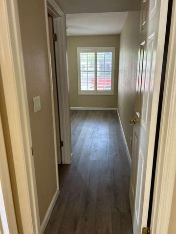 15822 N 5th Avenue, Phoenix, AZ 85023