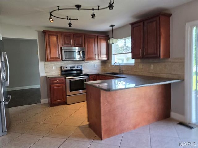1455 Chambers Drive, O'fallon, MO 63366