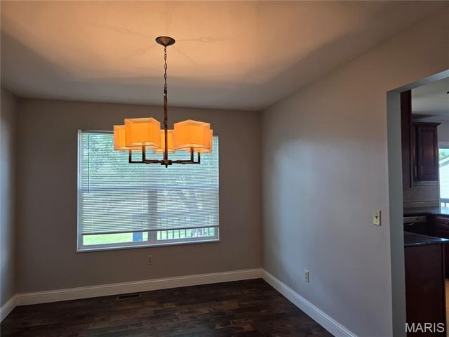 1455 Chambers Drive, O'fallon, MO 63366