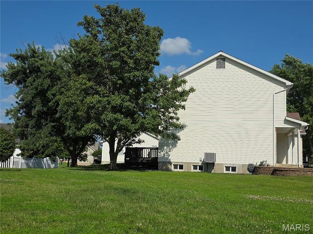 1455 Chambers Drive, O'fallon, MO 63366