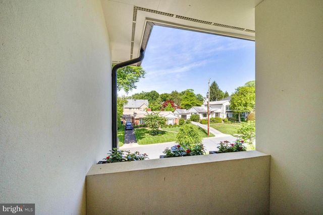 8507 RAYBURN RD, Bethesda, MD 20817