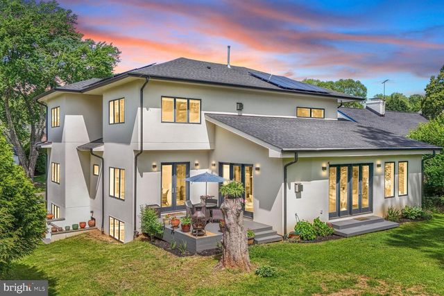 8507 RAYBURN RD, Bethesda, MD 20817