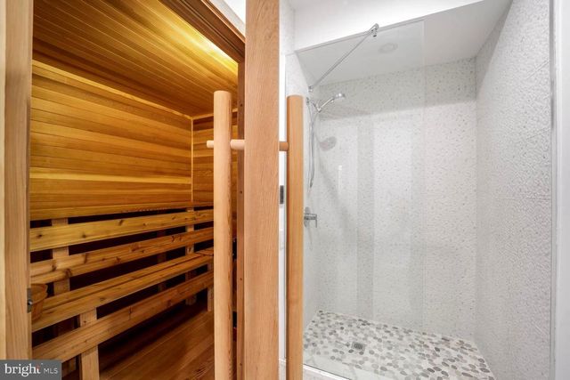 8507 RAYBURN RD, Bethesda, MD 20817