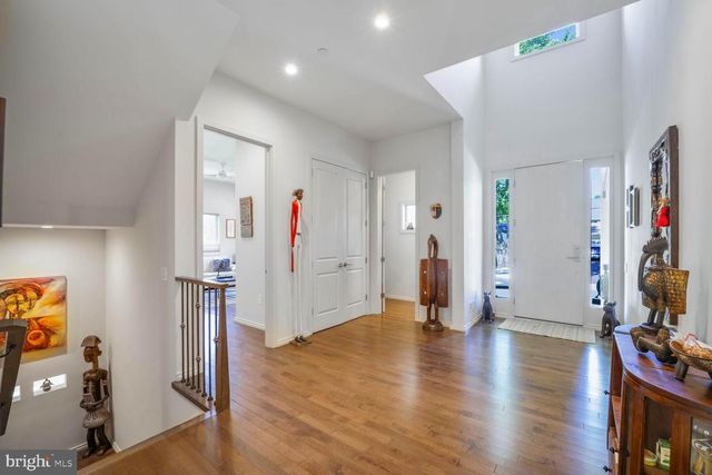 8507 RAYBURN RD, Bethesda, MD 20817