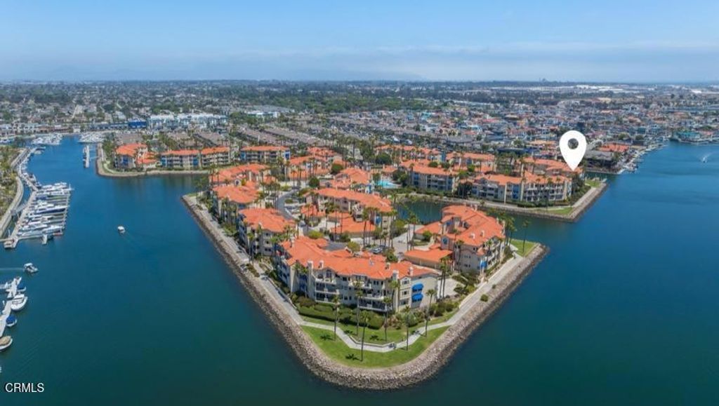 4252 Harbour Island Lane, Oxnard, CA 93035