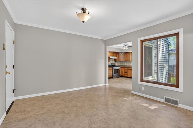 3633 Lowry Avenue N, Robbinsdale, MN 55422