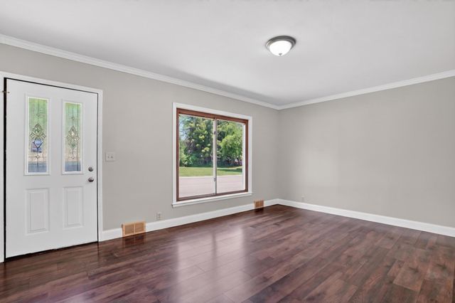 3633 Lowry Avenue N, Robbinsdale, MN 55422