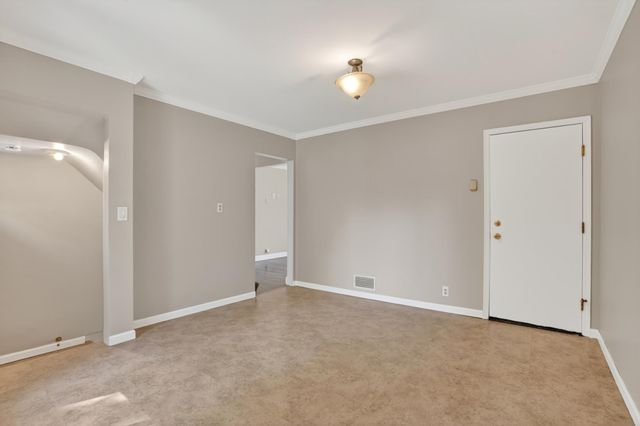 3633 Lowry Avenue N, Robbinsdale, MN 55422