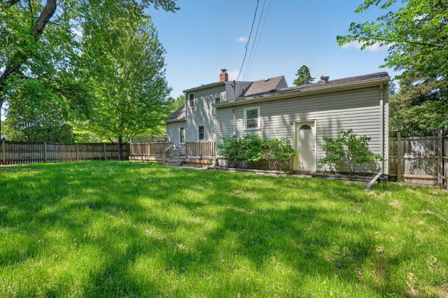 3633 Lowry Avenue N, Robbinsdale, MN 55422
