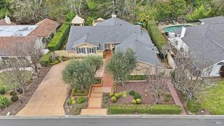 209 Kaanapali Dr, Napa, CA 94558