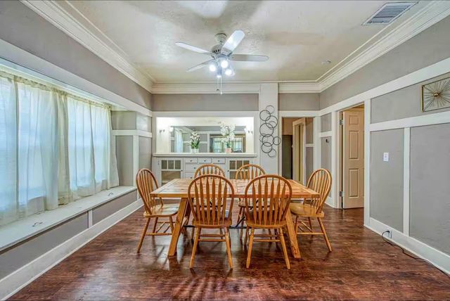 605 N Poplar Avenue, Fresno, CA 93728