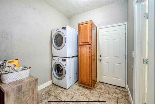 605 N Poplar Avenue, Fresno, CA 93728