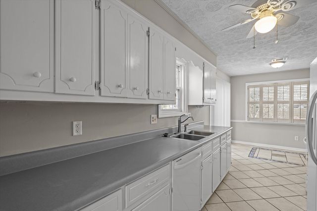 222 Oakridge Drive, Martinez, GA 30907