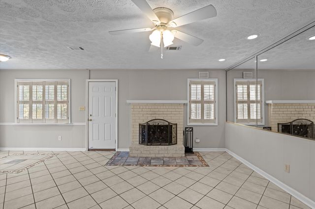 222 Oakridge Drive, Martinez, GA 30907