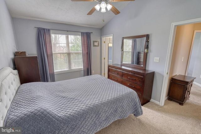 137 MAPLE DR, Hanover, PA 17331