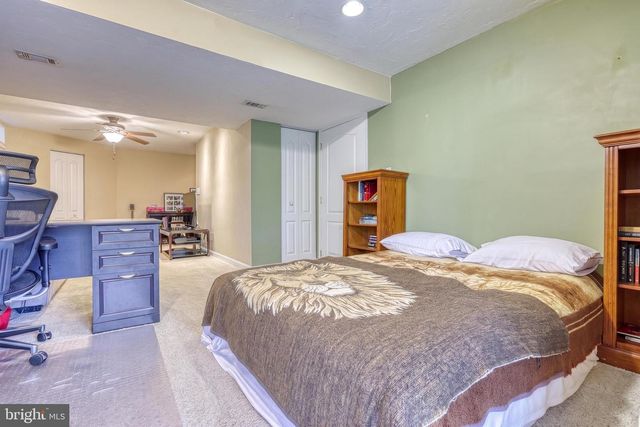 137 MAPLE DR, Hanover, PA 17331