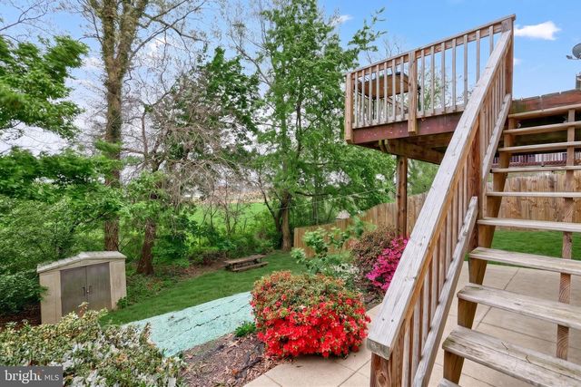 137 MAPLE DR, Hanover, PA 17331