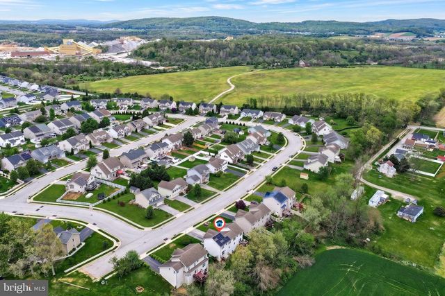 137 MAPLE DR, Hanover, PA 17331