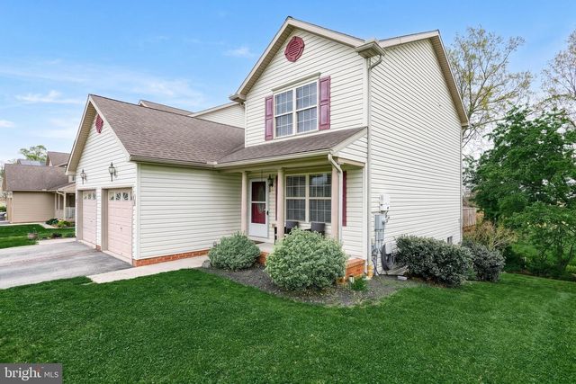 137 MAPLE DR, Hanover, PA 17331