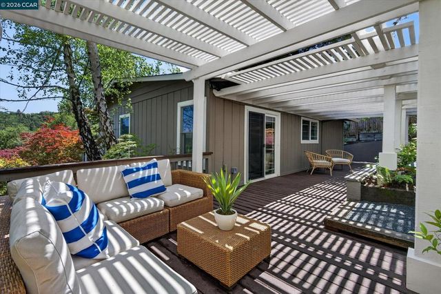854 Revere Rd, Lafayette, CA 94549