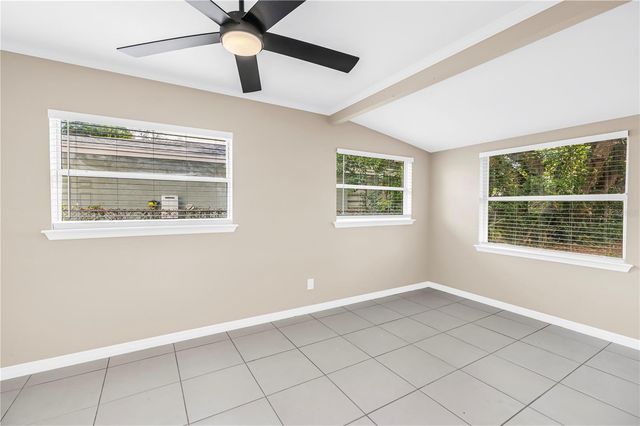 8044 25TH AVENUE N, St Petersburg, FL 33710