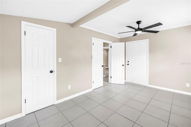 8044 25TH AVENUE N, St Petersburg, FL 33710