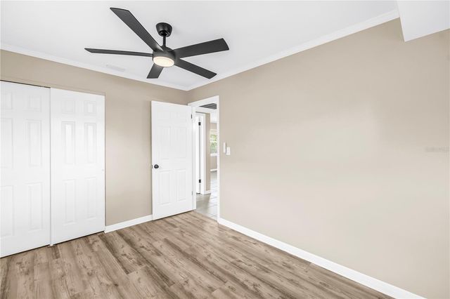8044 25TH AVENUE N, St Petersburg, FL 33710