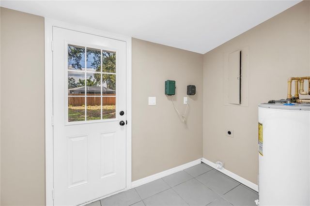 8044 25TH AVENUE N, St Petersburg, FL 33710