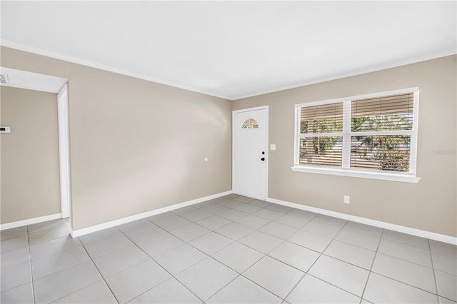 8044 25TH AVENUE N, St Petersburg, FL 33710
