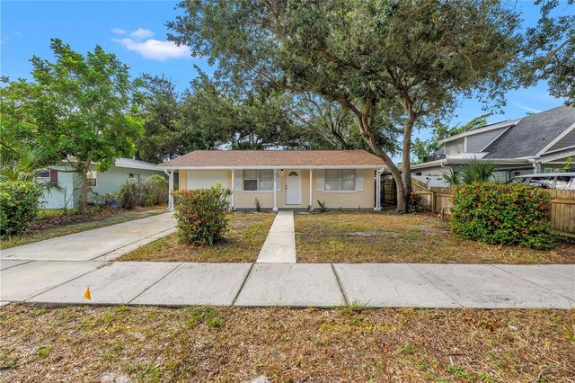 8044 25TH AVENUE N, St Petersburg, FL 33710