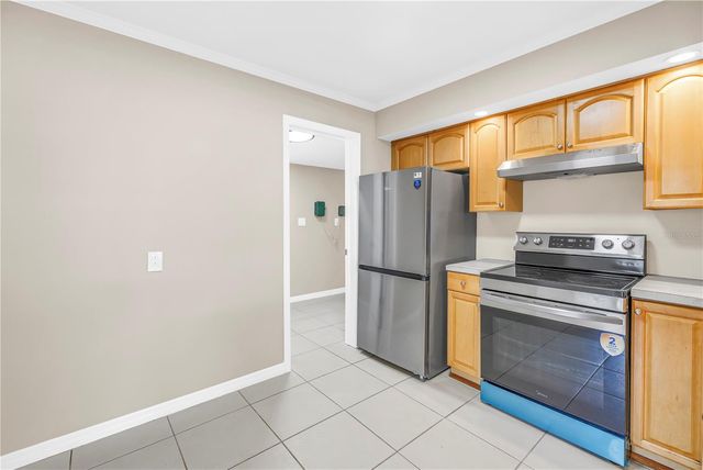 8044 25TH AVENUE N, St Petersburg, FL 33710