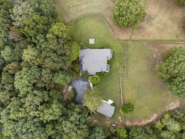 2653 Ben T Huiet Hwy, Clarkesville, GA 30523