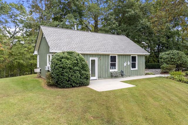2653 Ben T Huiet Hwy, Clarkesville, GA 30523