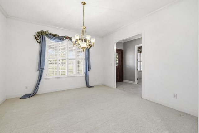 1464 Saddle Club Dr, Kerrville, TX 78028