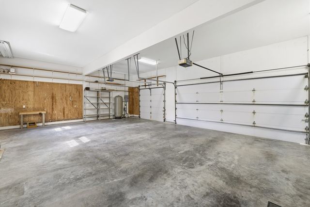 1464 Saddle Club Dr, Kerrville, TX 78028