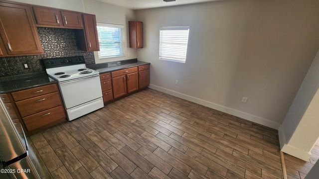 5105 E 14th Street, Panama City, FL 32404