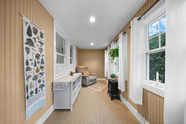 27 Peck Street, Milford, CT 06460