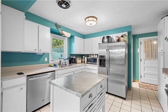 102 Harding Avenue, Salina, NY 13088