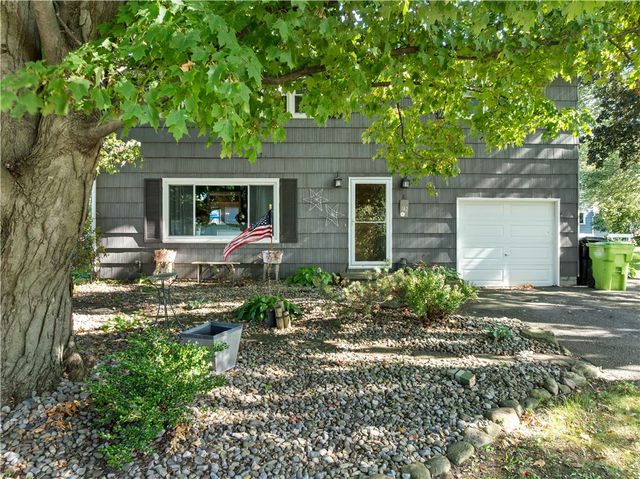 102 Harding Avenue, Salina, NY 13088