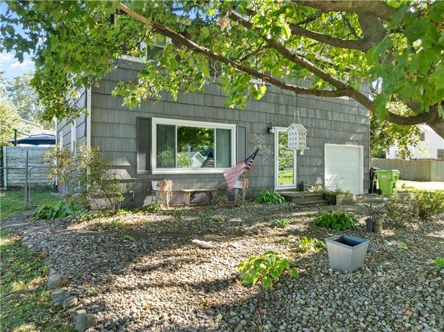 102 Harding Avenue, Salina, NY 13088