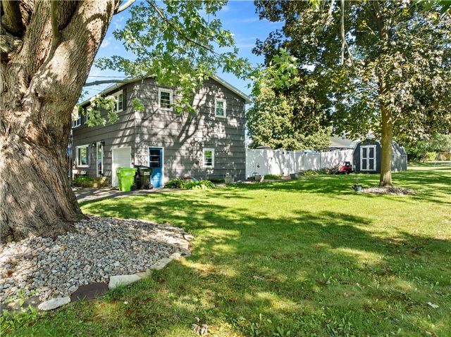 102 Harding Avenue, Salina, NY 13088