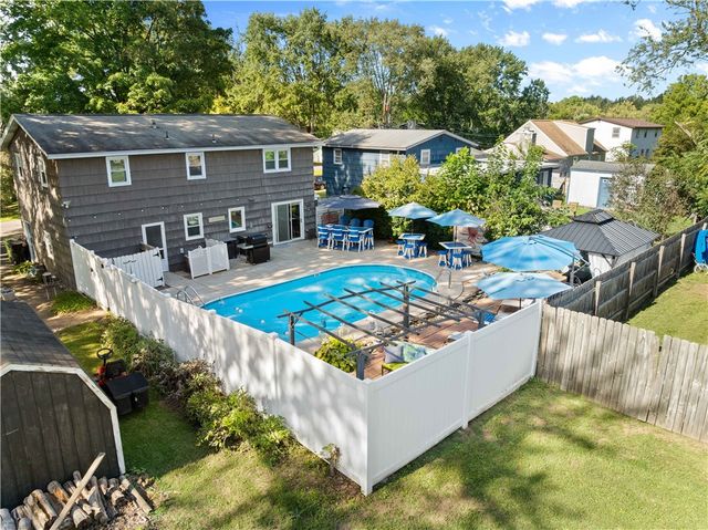102 Harding Avenue, Salina, NY 13088