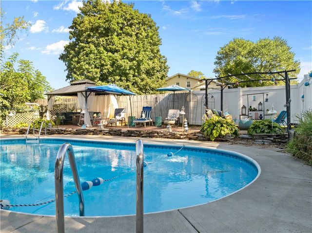 102 Harding Avenue, Salina, NY 13088