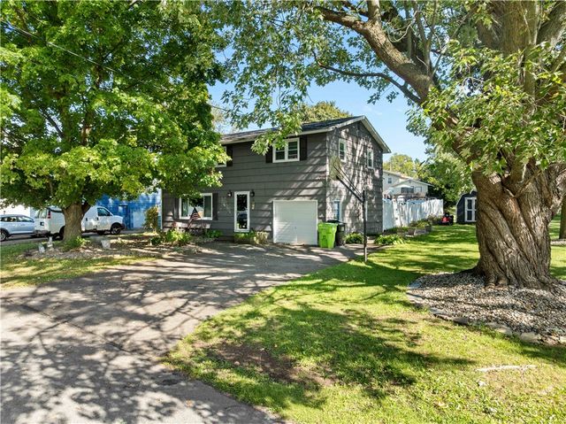 102 Harding Avenue, Salina, NY 13088