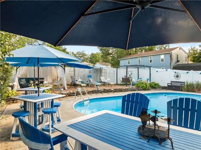 102 Harding Avenue, Salina, NY 13088