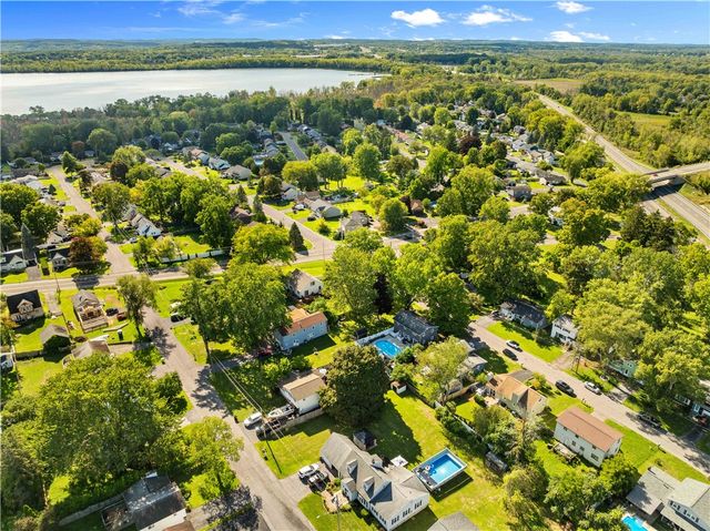 102 Harding Avenue, Salina, NY 13088
