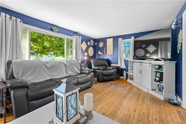 102 Harding Avenue, Salina, NY 13088
